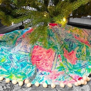Lilly Pulitzer Christmas Tree Skirt Bohemian Queen Pom Pom Trim NWOT